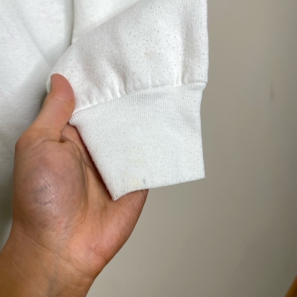 Vintage 90s Christmas Sweatshirt - Picture 8 of 8